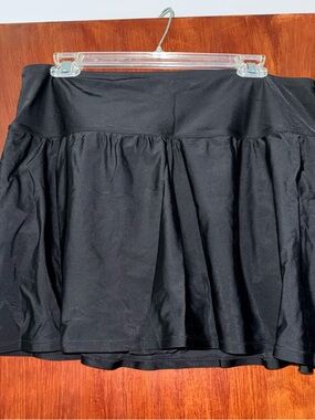 Shapermint Black Swim Skort